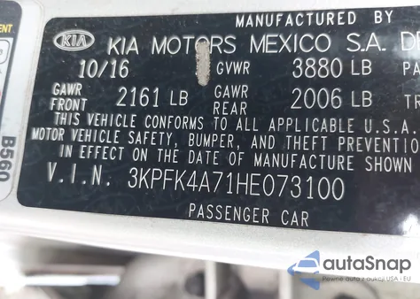 2017 Kia Forte Lx z USA, uszkodzony, nr VIN 3KPFK4A71HE073100